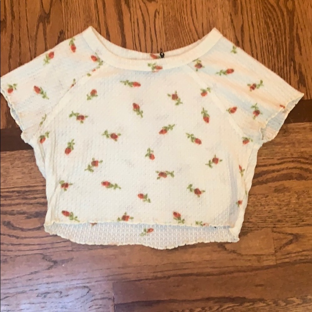 Soft rose crop top